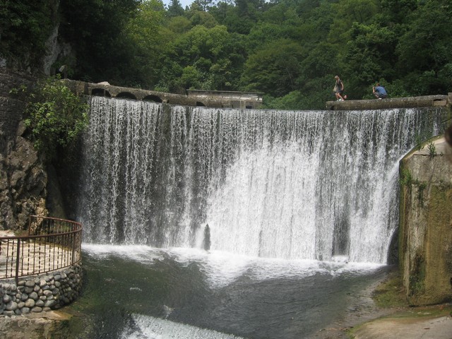 Плотина